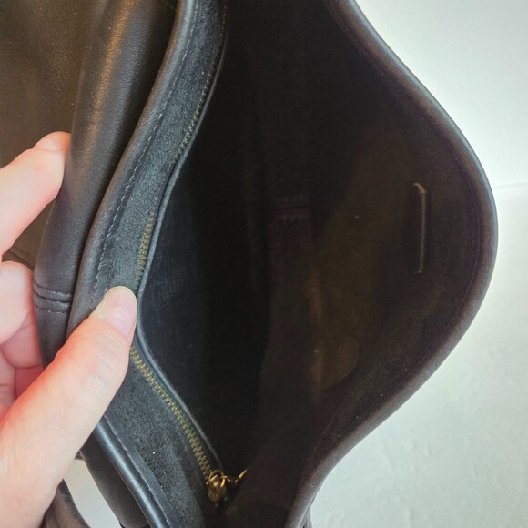 EUC Vintage Coach Ergo Small Flap (#9043) in Black - Picture 8 of 12